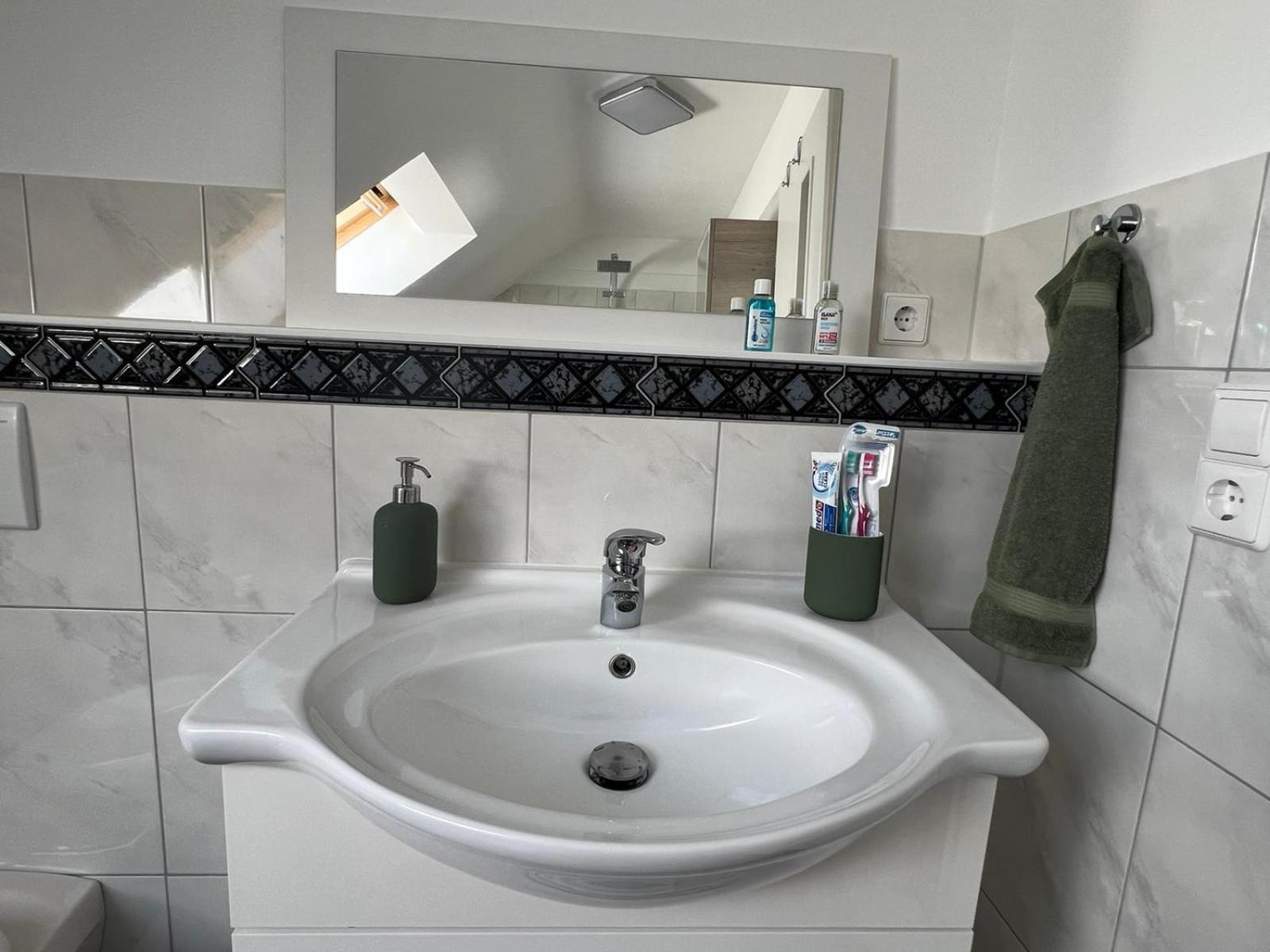 Ferienwohnung Zentral In Loerrach - Konus Gaestekarte Inklusive Buitenkant foto